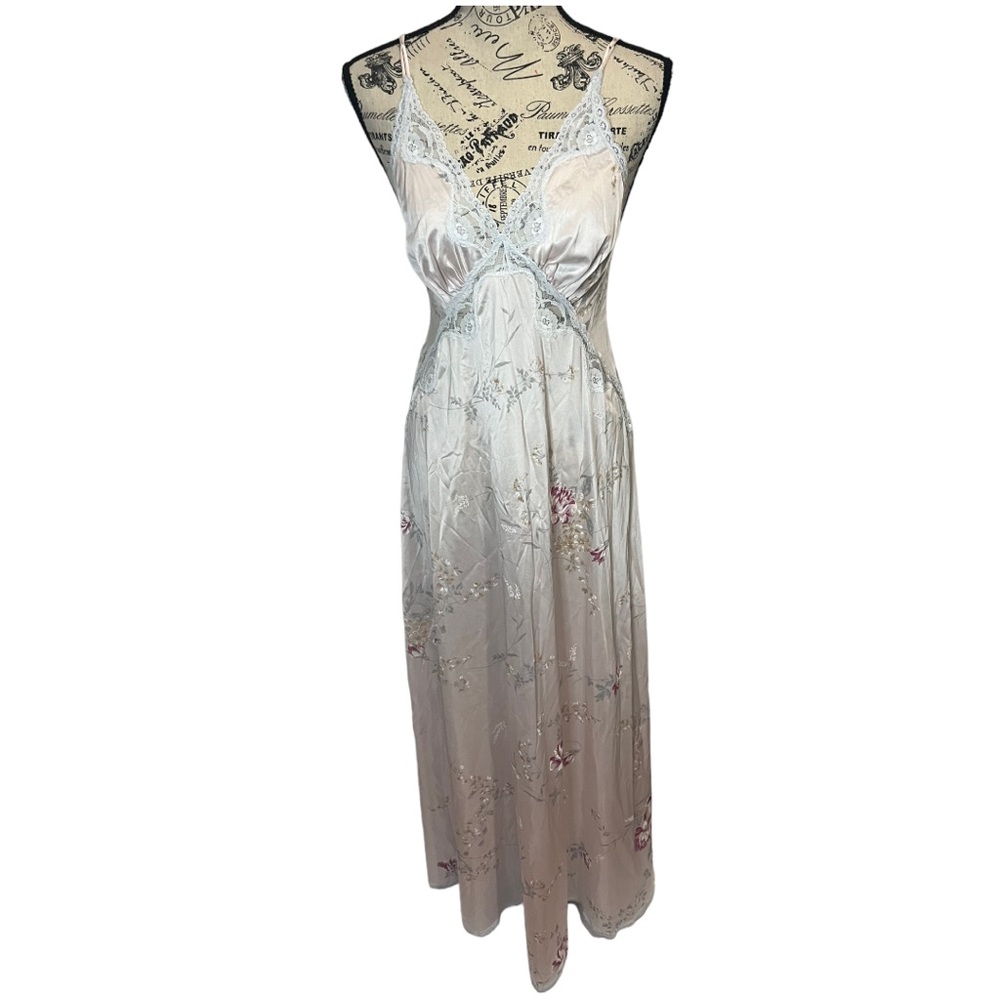 Vintage Miss Elaine Nightgown